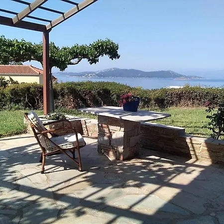 Evia Escape * Vathirrevma